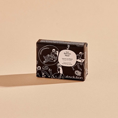 Le Savon Noir Absolution packaging, crédit photo Louises Skadhauge